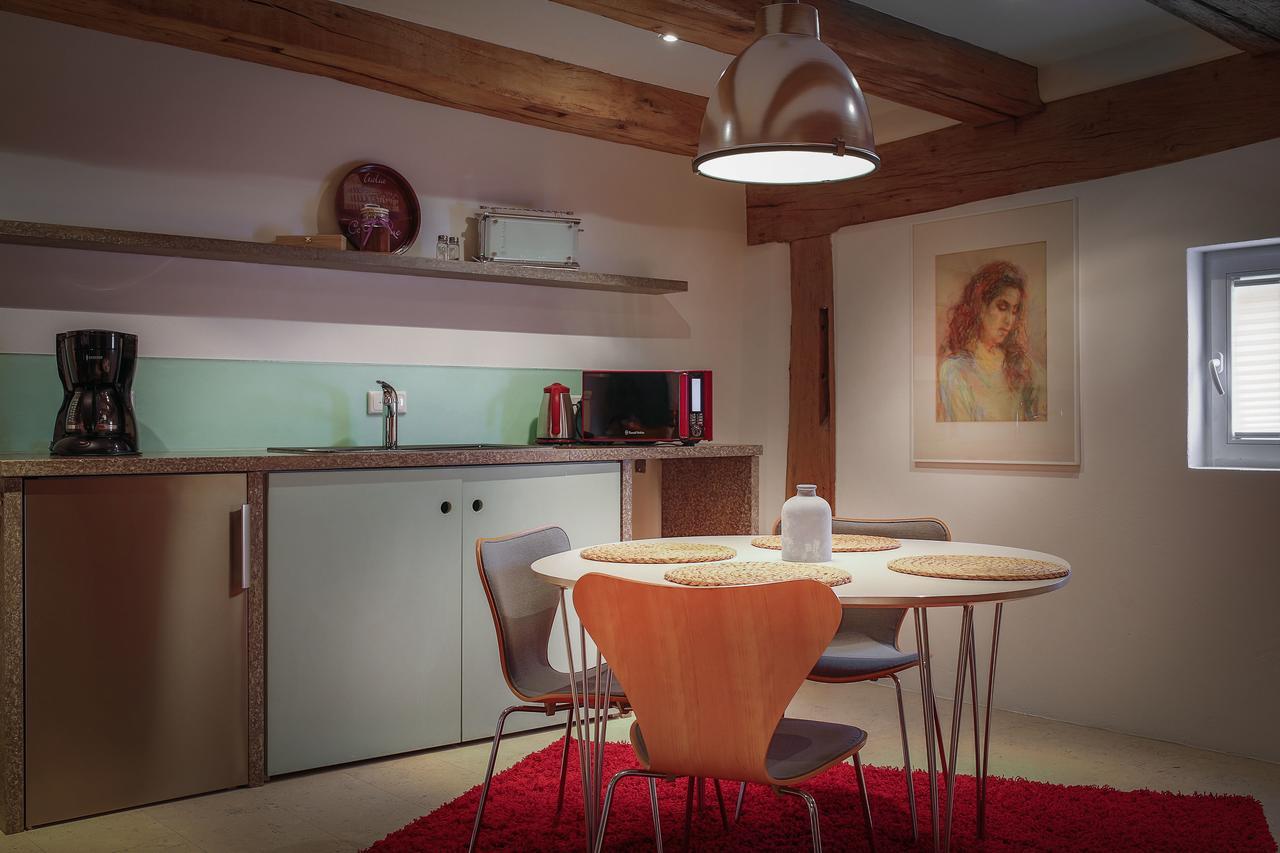 Gaestehaus Edelzimmer روتنبورغ أوب در تاوبر المظهر الخارجي الصورة